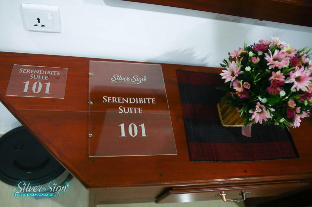 Silver Sign Hotel Katugastota Dış mekan fotoğraf