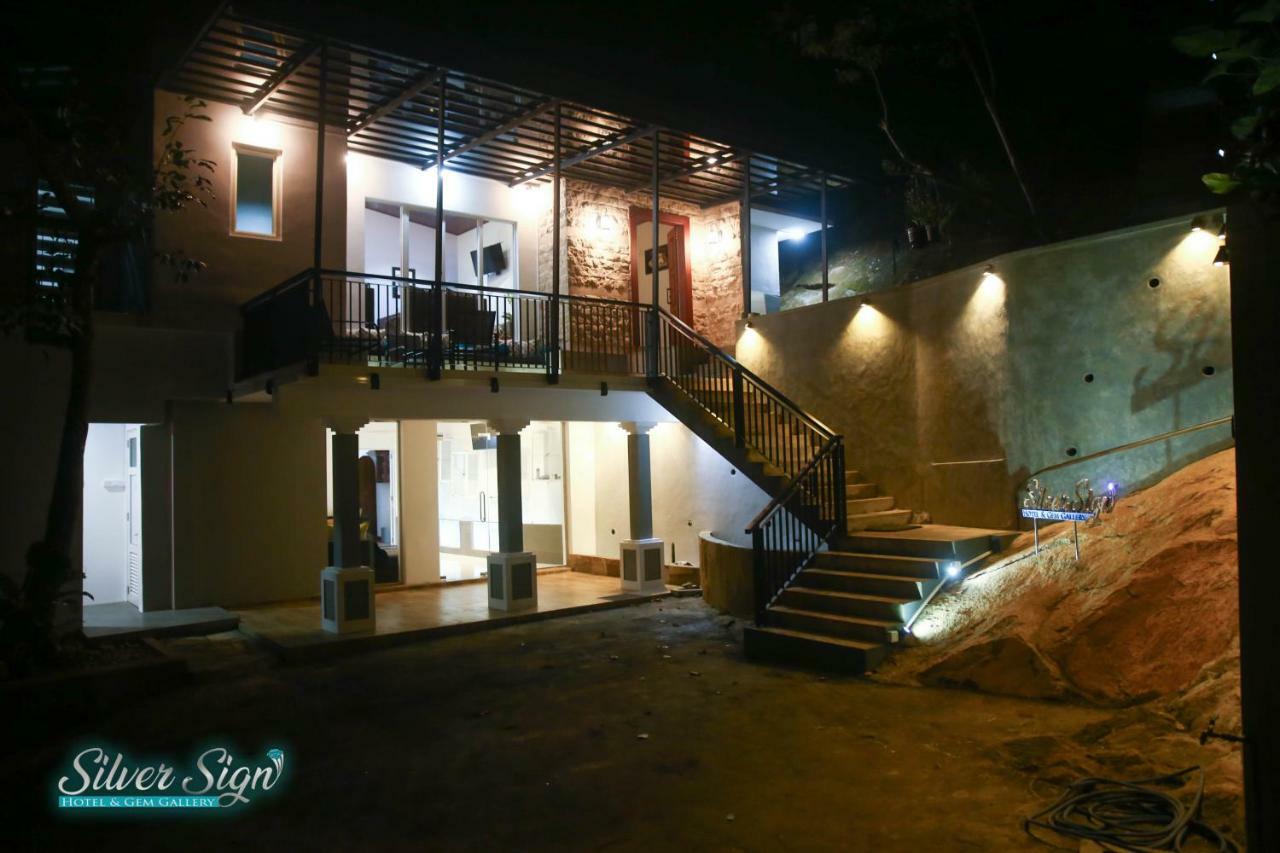 Silver Sign Hotel Katugastota Dış mekan fotoğraf