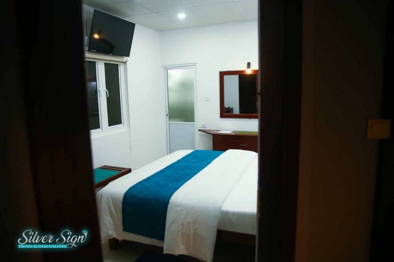 Silver Sign Hotel Katugastota Dış mekan fotoğraf