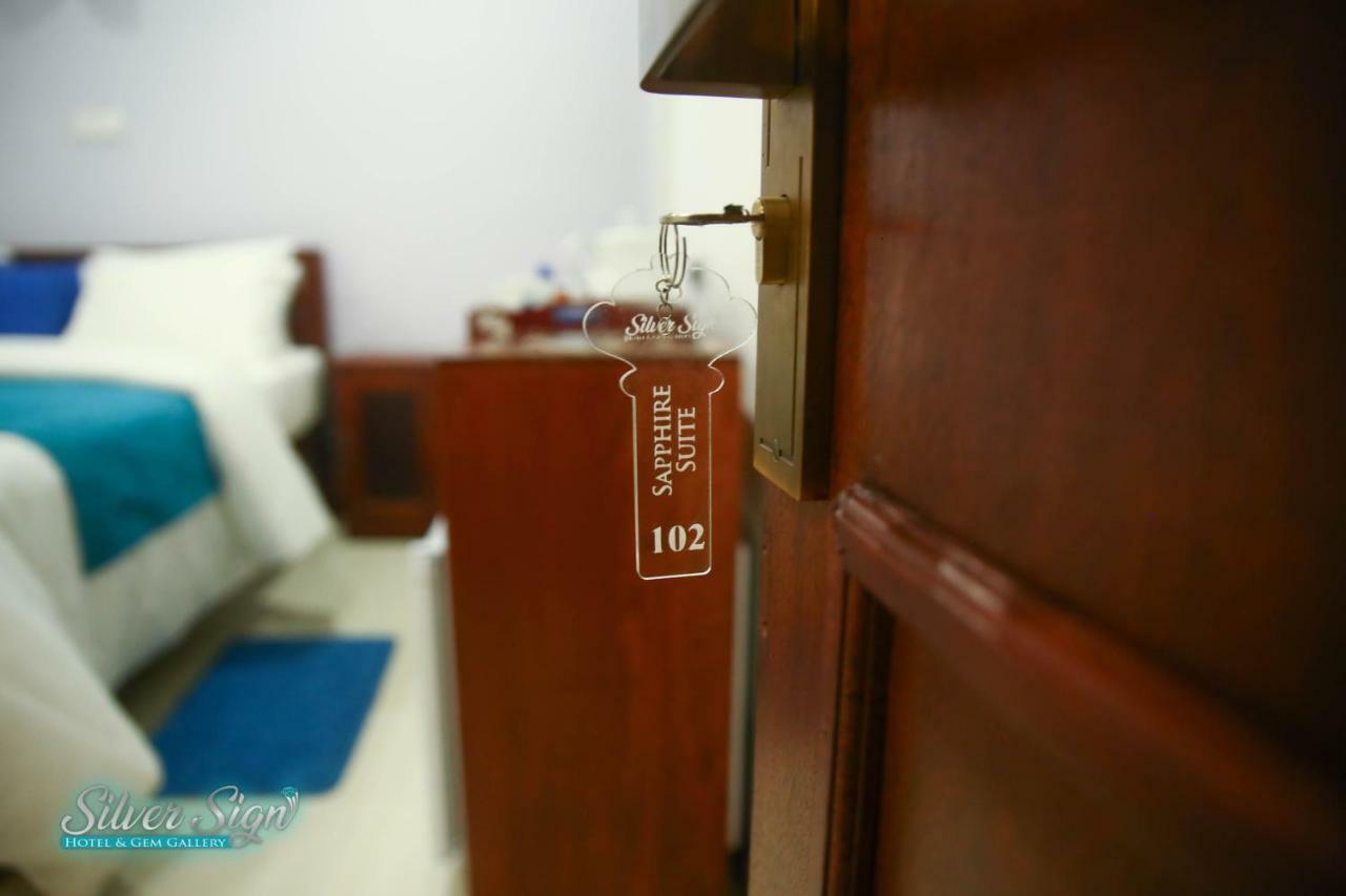 Silver Sign Hotel Katugastota Dış mekan fotoğraf