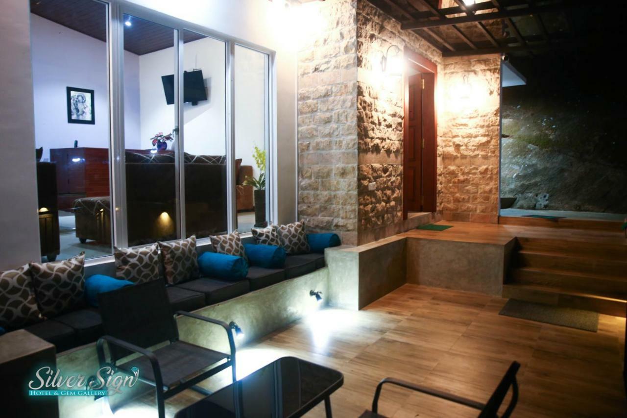 Silver Sign Hotel Katugastota Dış mekan fotoğraf